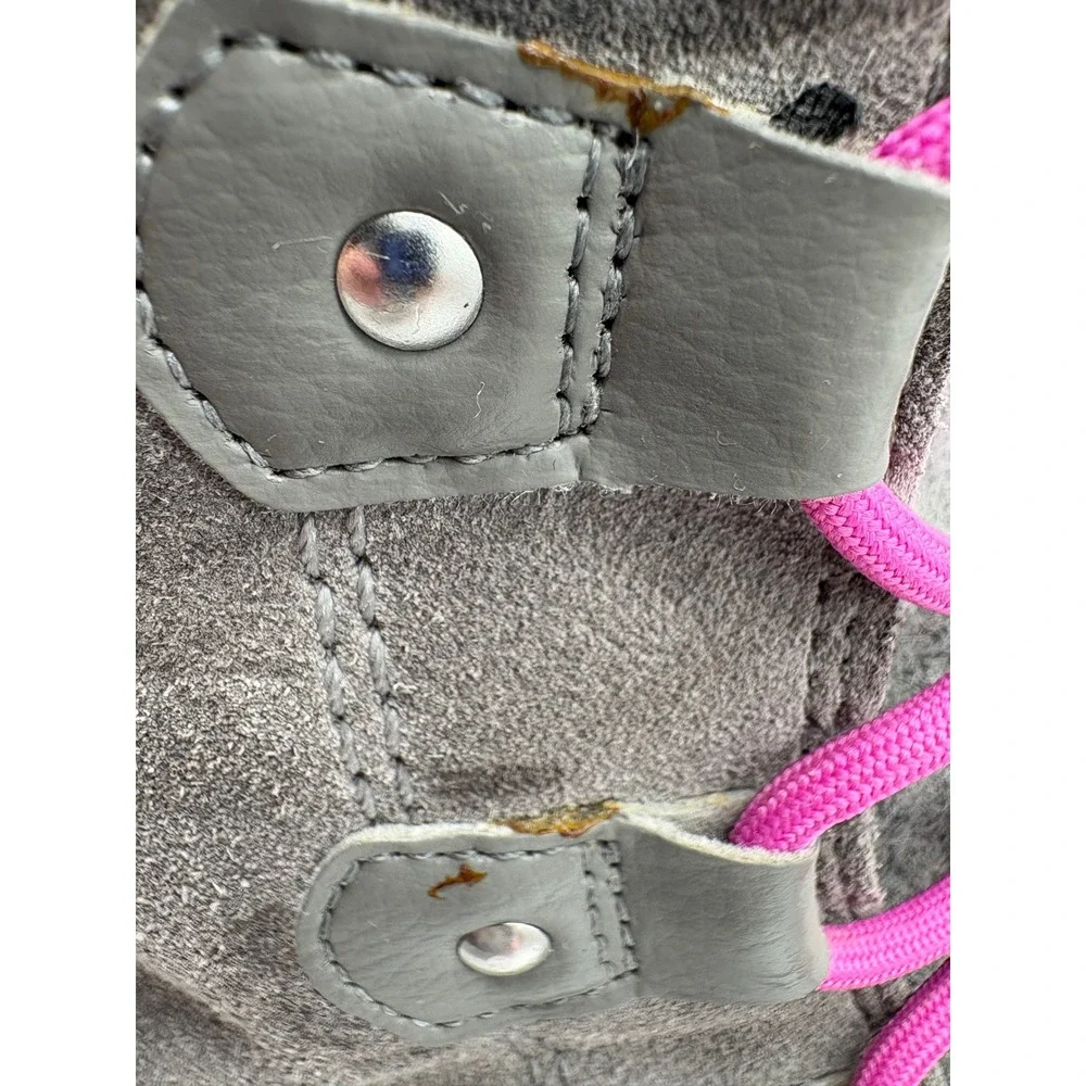 Sorel youth whitney